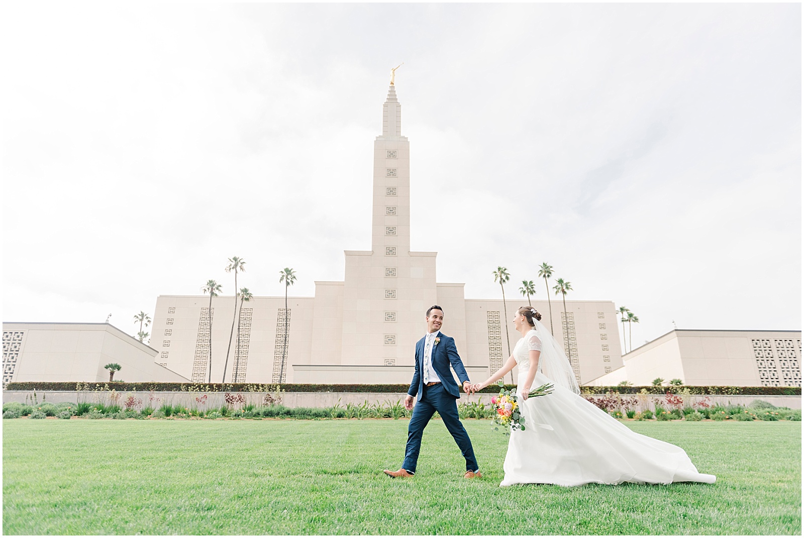Los Angeles LDS Temple Wedding by Mollie Jane Photography.  To see more go to www.molliejanephotography.com