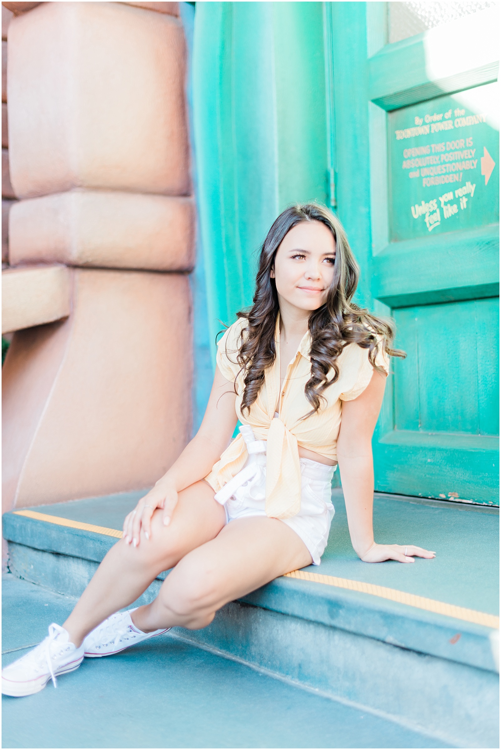 Disneyland ToonTown Senior Session. Images by Mollie Jane Photography. To see more go to www.molliejanephotography.com.