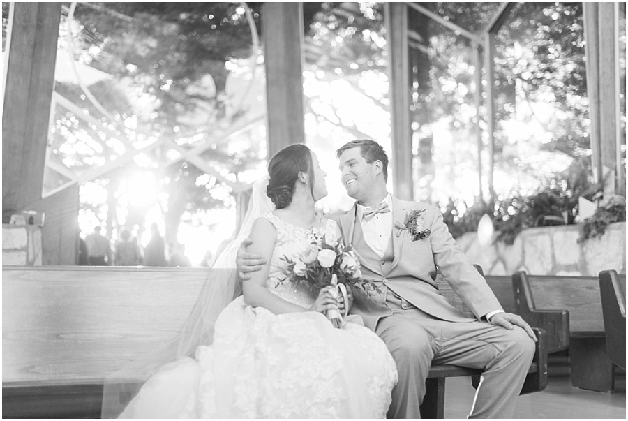 Wayfarers Chapel Wedding. Photography by Mollie Jane Photography, to see more go to www.molliejanephotography.com