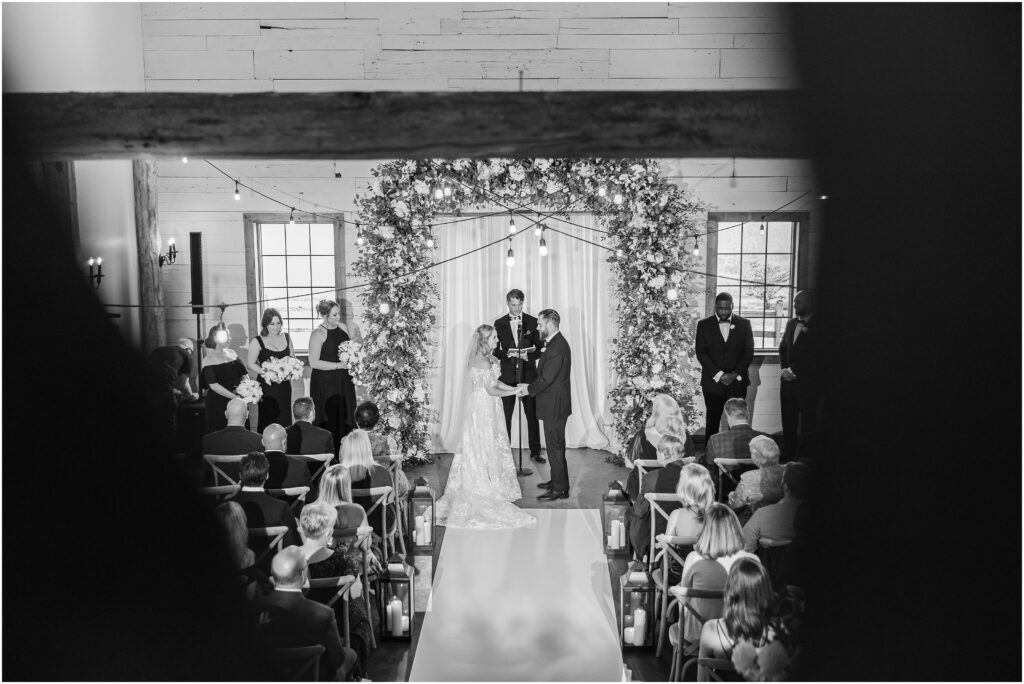 Jacksonville barn wedding ceremony in a barn