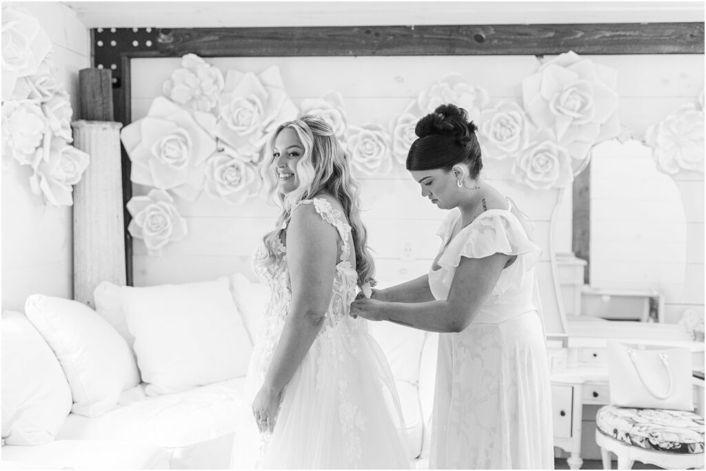 Bridal suite at Chandler Oaks Wedding Venue