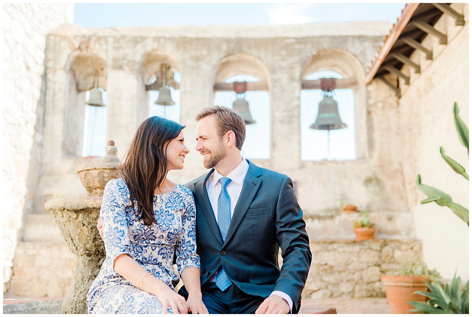 San Juan Capistrano Mission Engagement Session. Photography by Mollie Jane Photography. To see more go to ww.molliejanephotography.com.