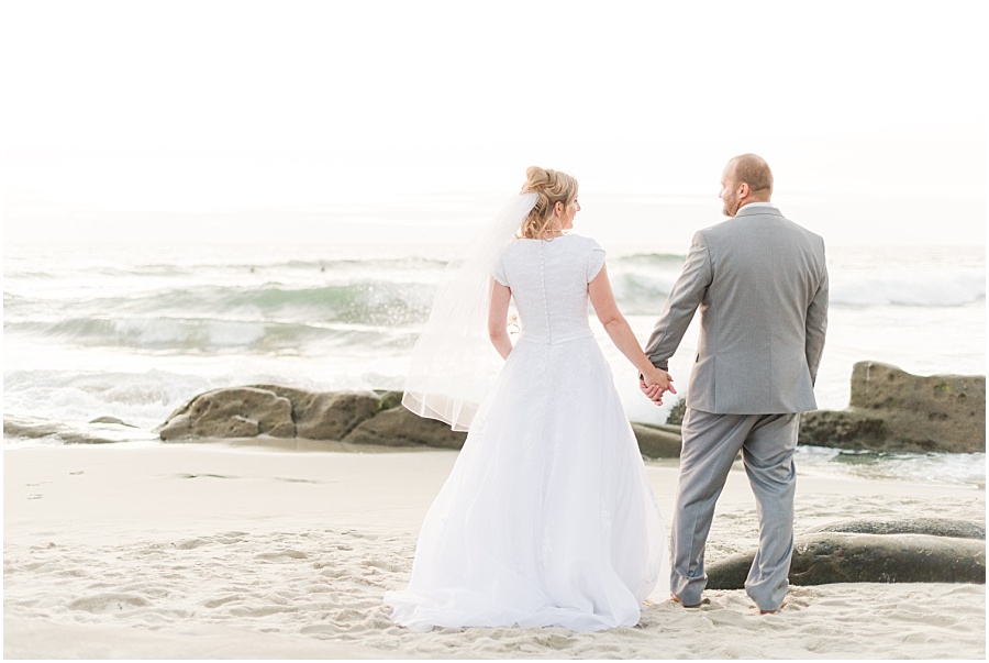 San Diego Covid Wedding by Mollie Jane Photography, to see more, go to www.molliejanephotography.com