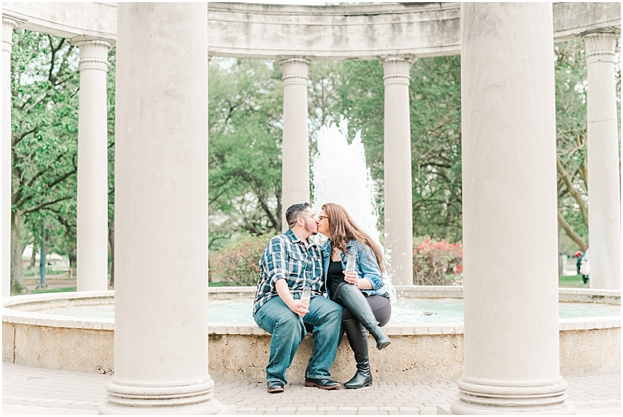 Hermann Park Engagement Session by Mollie Jane Photography. To see more, go to www.molliejanephotography.com