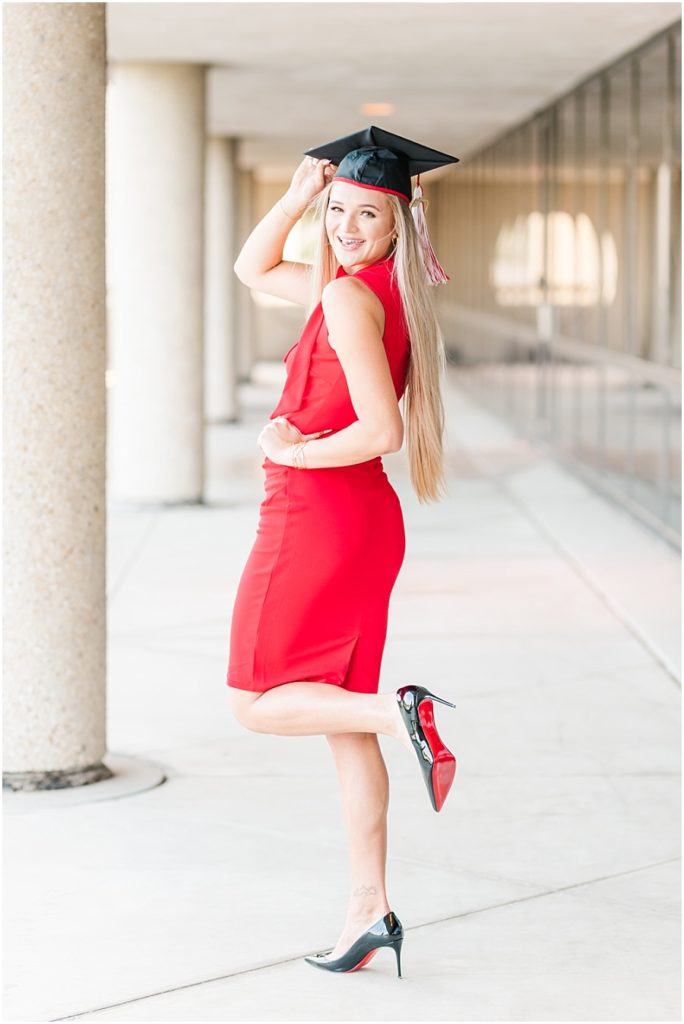 University of Houston Graduation Session by Mollie Jane Photography. To see more go to www.molliejanephotography.com