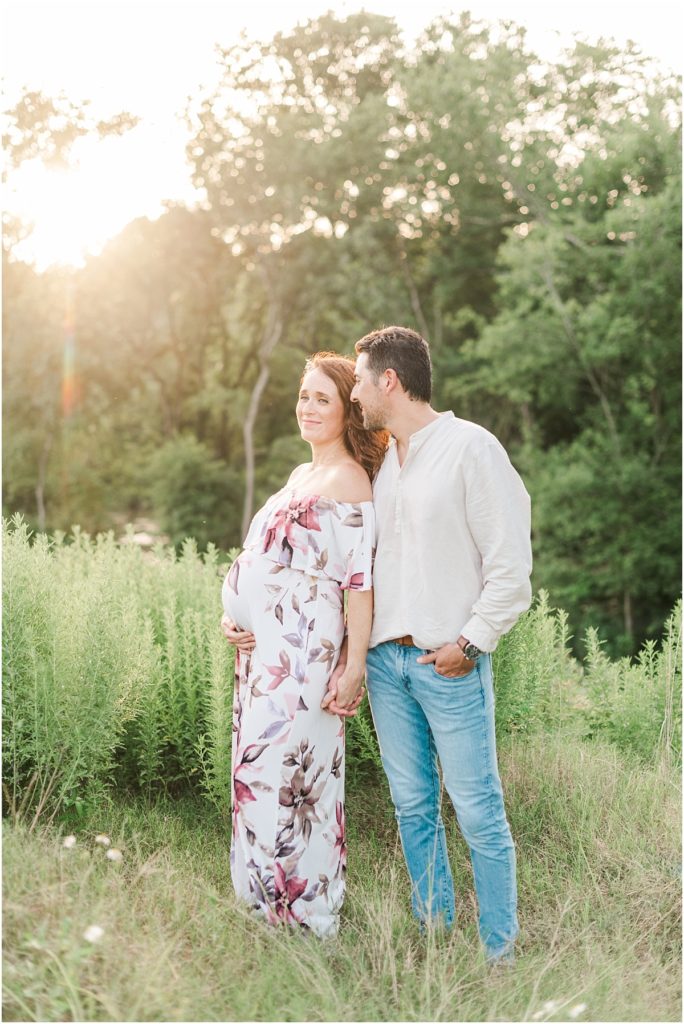 Houston maternity session with marron flowered dress