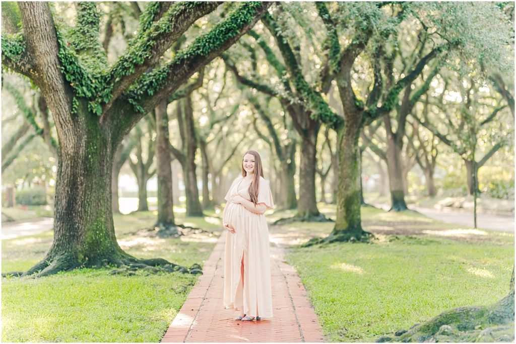 Maternity Session on South Boulevard in Houston