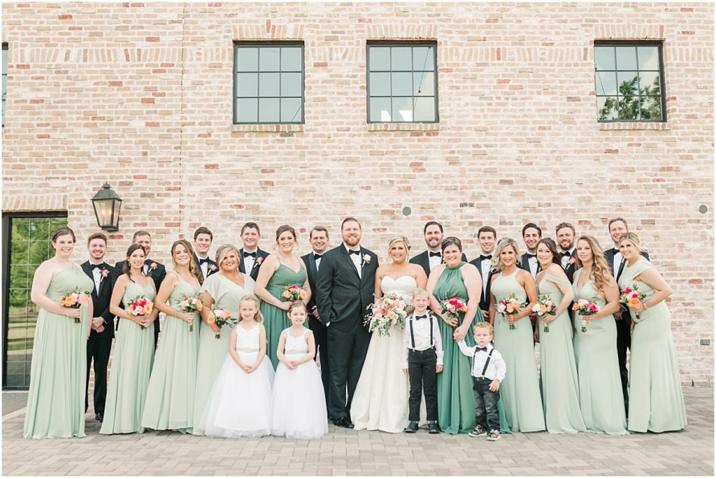 Wedding Party Pictures at Beckdorff Farms