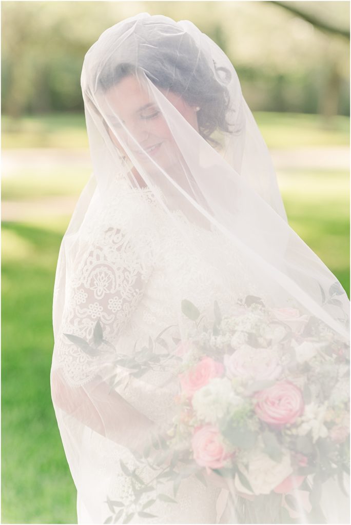 Bridal pictures in Cypress Texas