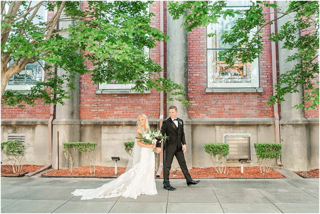 Wedding Pictures at the Lyceum Galveston