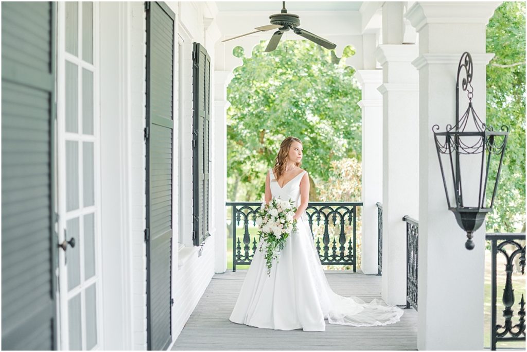 Balcony Bridals at Sandlewood Manor in Tomball, Texas