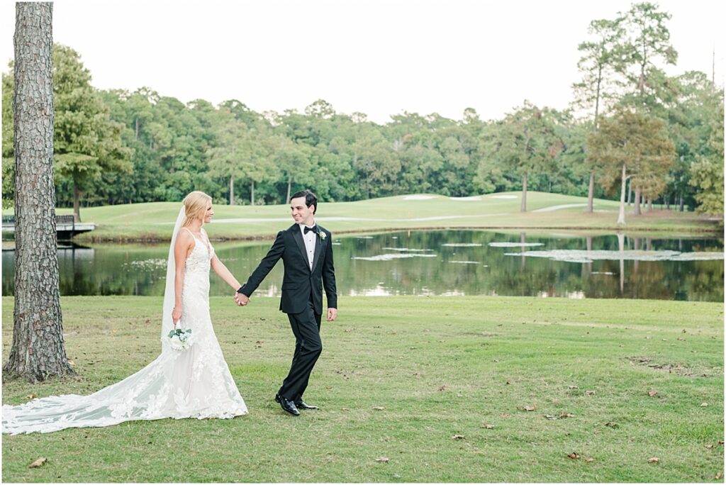 Wedding portraits on a lake in The Woodlands