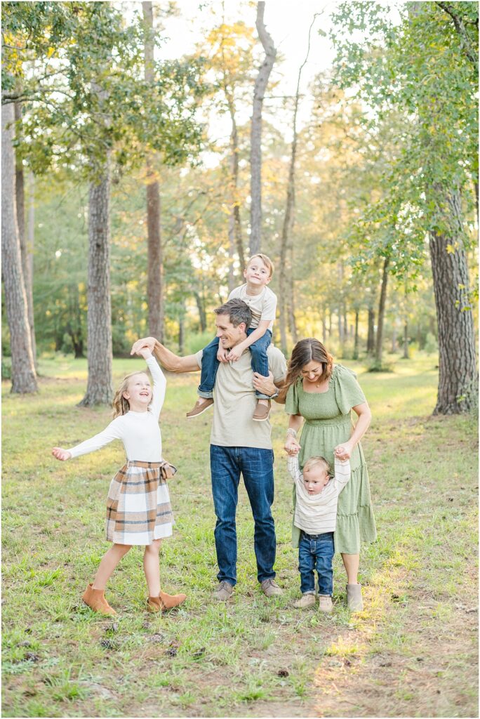 Family pictures at the state forest in Conroe