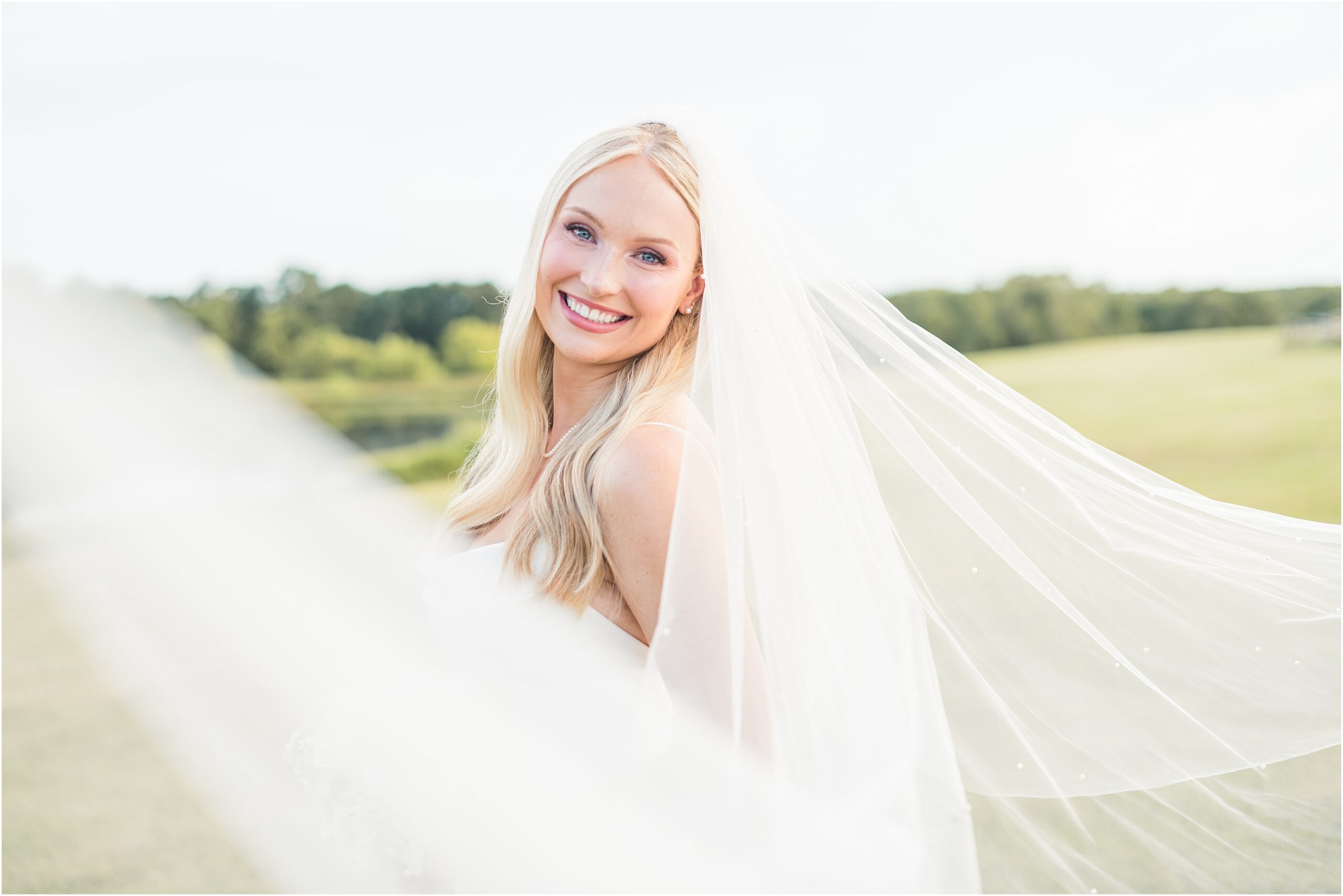 Finding a wedding dress at a bridal dress shop in Jacksonville fl